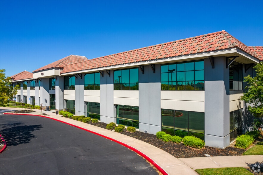 More Photos Of 7633 Southfront Rd, Livermore Unknown For Lease