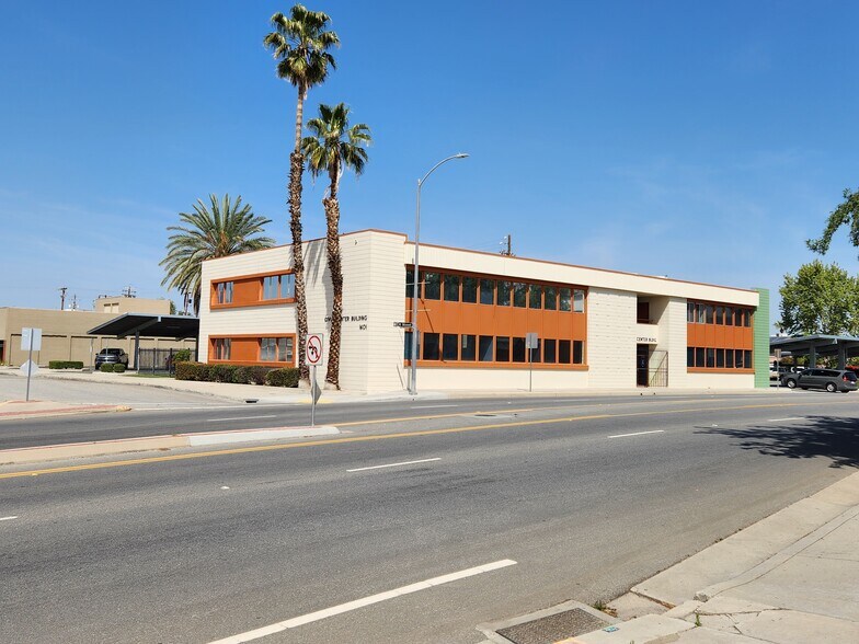 More Photos Of 1601 H St, Bakersfield Office Residential For Lease