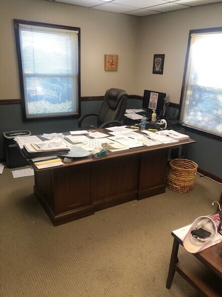 More Photos Of 3370 NE Capital Cir, Tallahassee Office For Lease