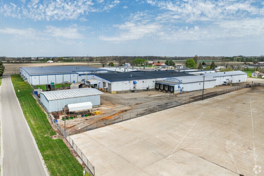 More Photos Of 705 N Fayette St, Fayette Industrial For Sale
