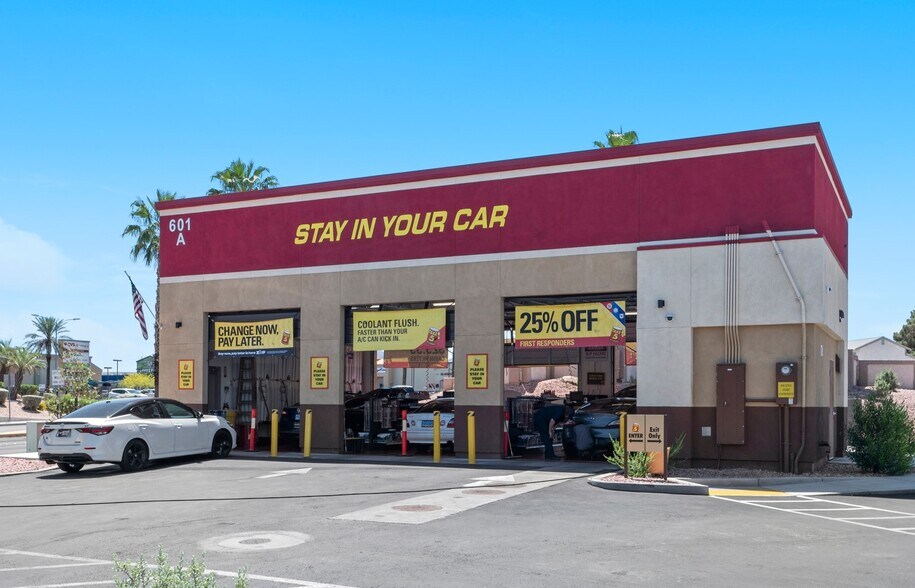 More Photos Of 601 Whitney Ranch Drive, Henderson Auto Repair For Sale