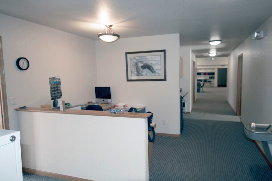 More Photos Of 320 E 27th St, Loveland Medical For Lease