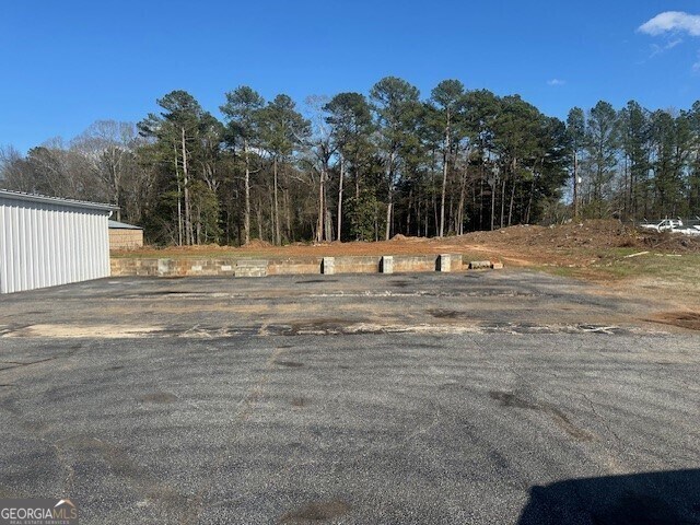 More Photos Of 3336 N Expressway, Griffin Industrial For Sale