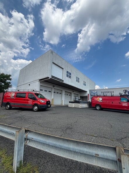 More Photos Of 37 Stefanic Ave, Elmwood Park Warehouse For Sale