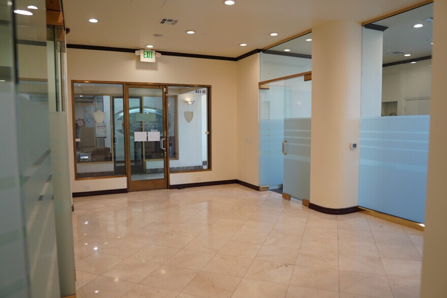 More Photos Of 227 W Valley Blvd, San Gabriel Unknown For Lease