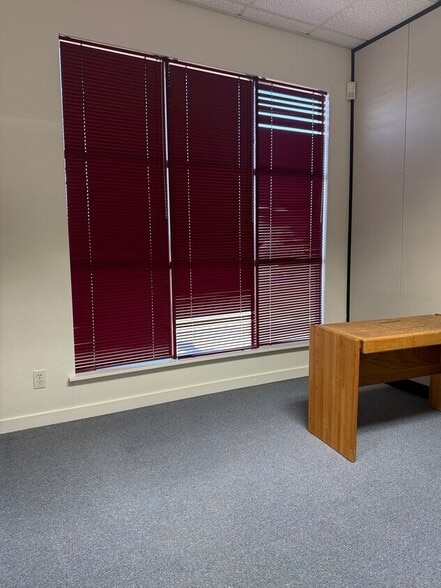 More Photos Of 2150 Mariner Square Dr, Alameda Office For Lease