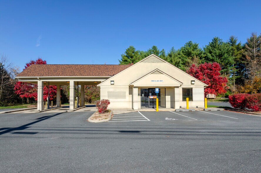 Primary Photo Of 869 N Lee Hwy, Lexington Bank For Sale