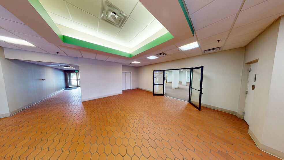 More Photos Of 1213 N Arlington Ave, Indianapolis Office For Sale