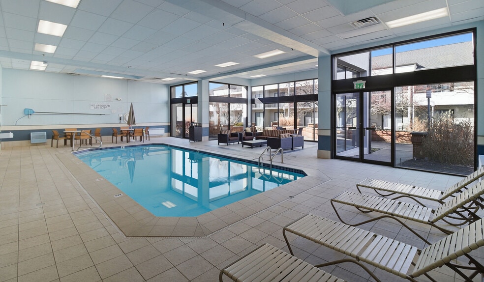 More Photos Of 7676 East State St, Rockford Hotel For Sale