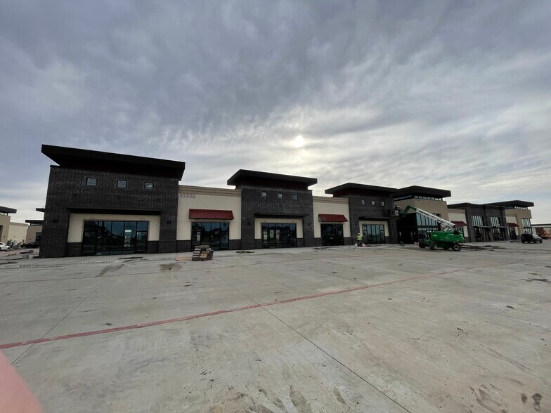 More Photos Of 10302 Coit Rd, Frisco Storefront Retail Office For Lease