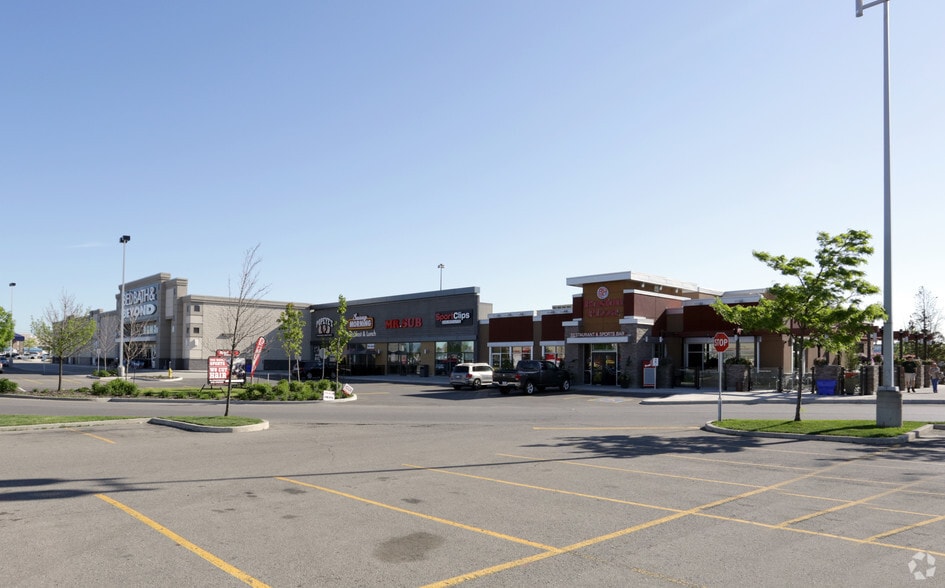 Primary Photo Of 1602-1608 The Queensway, Toronto General Retail For Lease