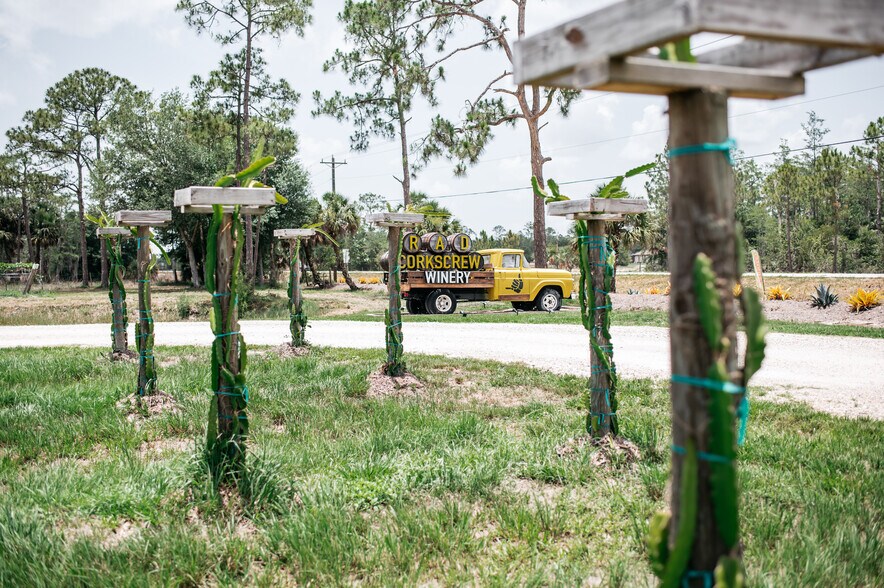 More Photos Of 20948 Corkscrew Rd, Estero Winery Vineyard For Sale