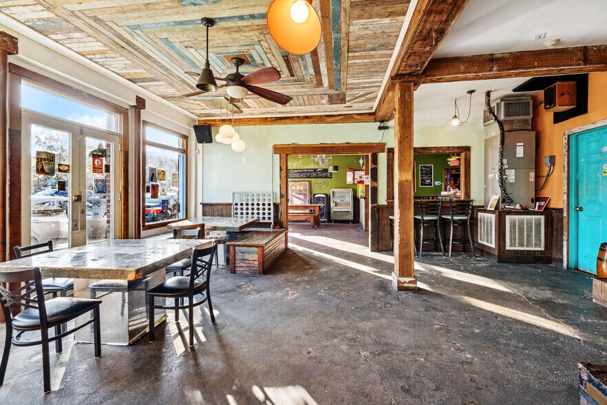 More Photos Of 5033-5041 Freret St, New Orleans Storefront Retail Office For Lease