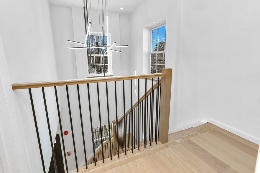 More Photos Of 63 Church St, Greenwich Apartments For Sale