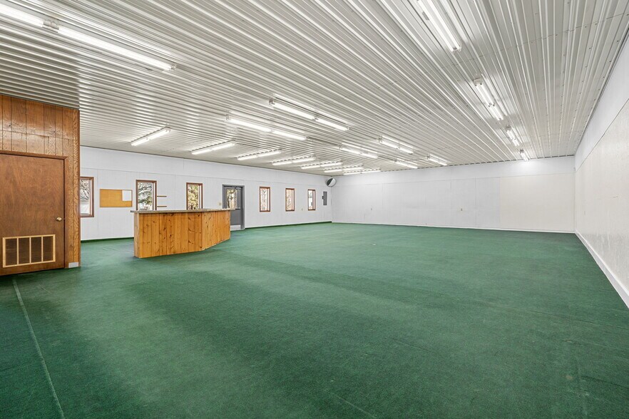 More Photos Of 438 Highway Ave S, Blooming Prairie Office For Sale