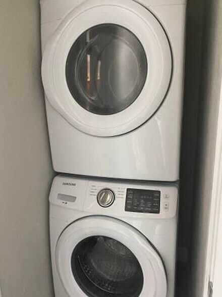 More Photos Of 115 S Lois Ave, Tampa Multifamily For Sale