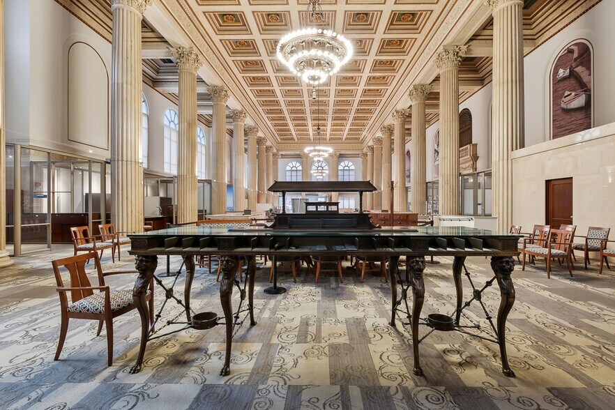 More Photos Of 812 Gravier St, New Orleans Apartments For Lease