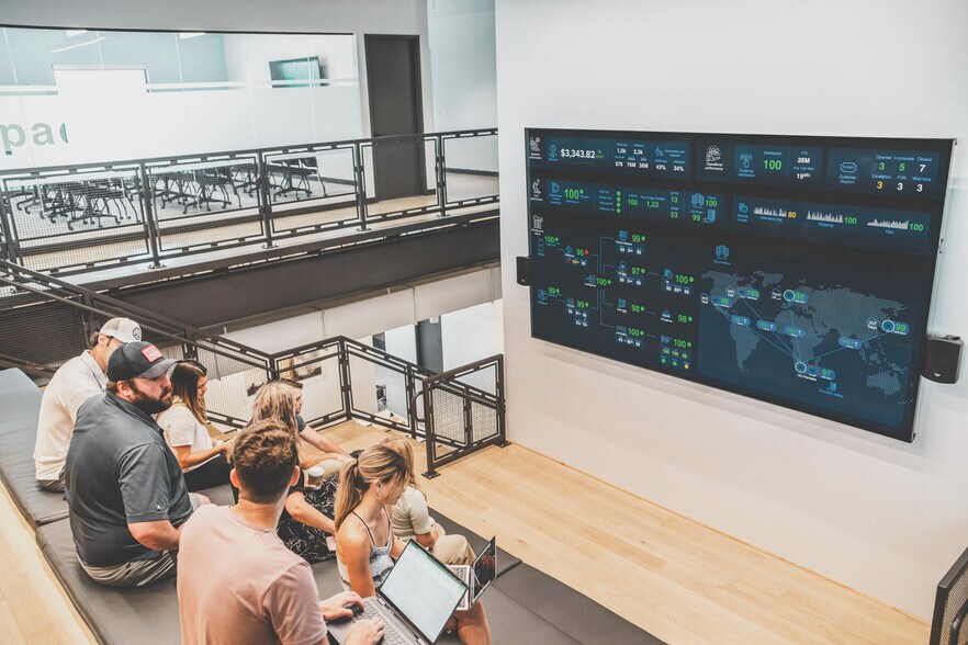 More Photos Of 4900 Centennial Blvd, Nashville Office For Sale