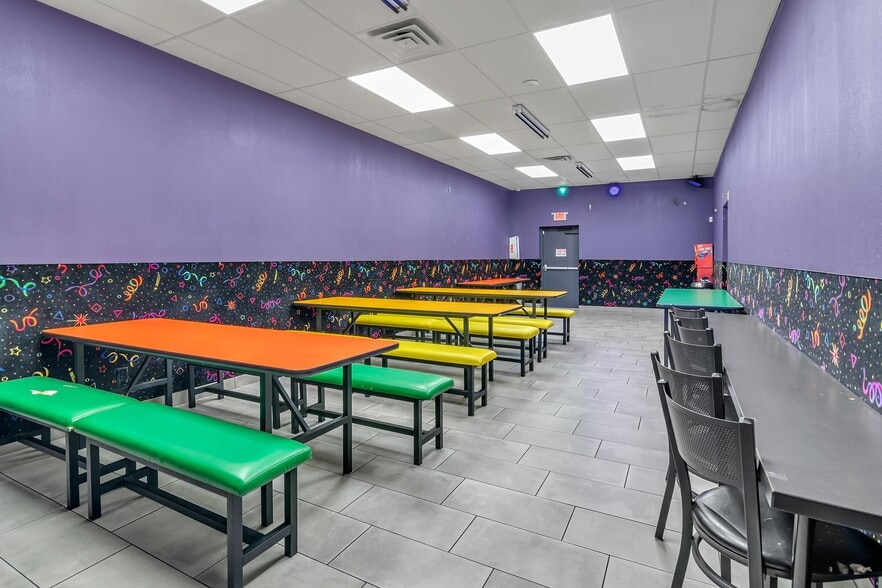 More Photos Of 7628 Corina Dr, Fort Worth Skating Rink For Sale