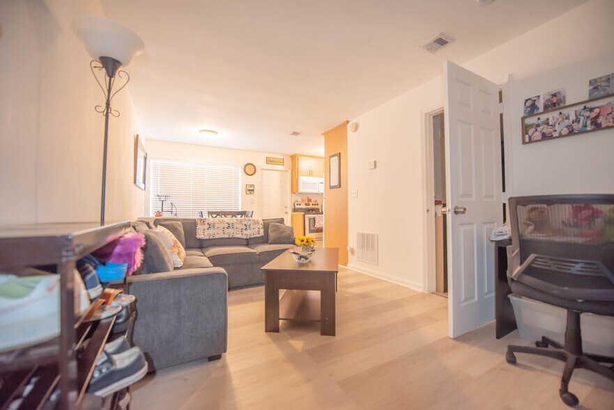 More Photos Of 231 SW 15th St, Pompano Beach Apartments For Sale