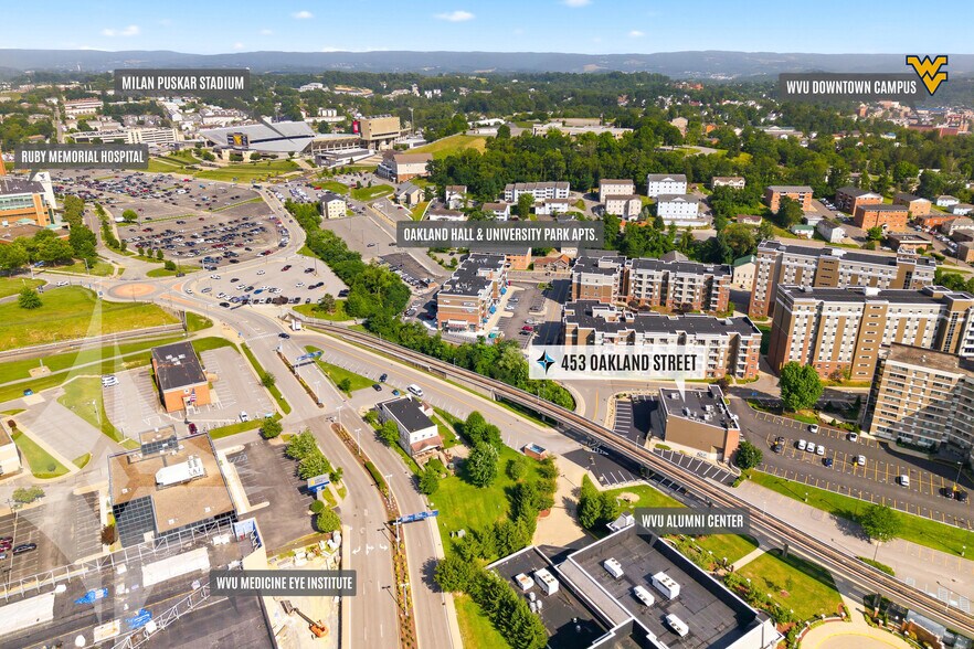 More Photos Of 453 Oakland St, Morgantown Office For Lease