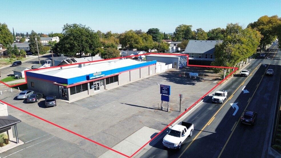 More Photos Of 1730-1755 Jackson Ave, Escalon Freestanding For Sale