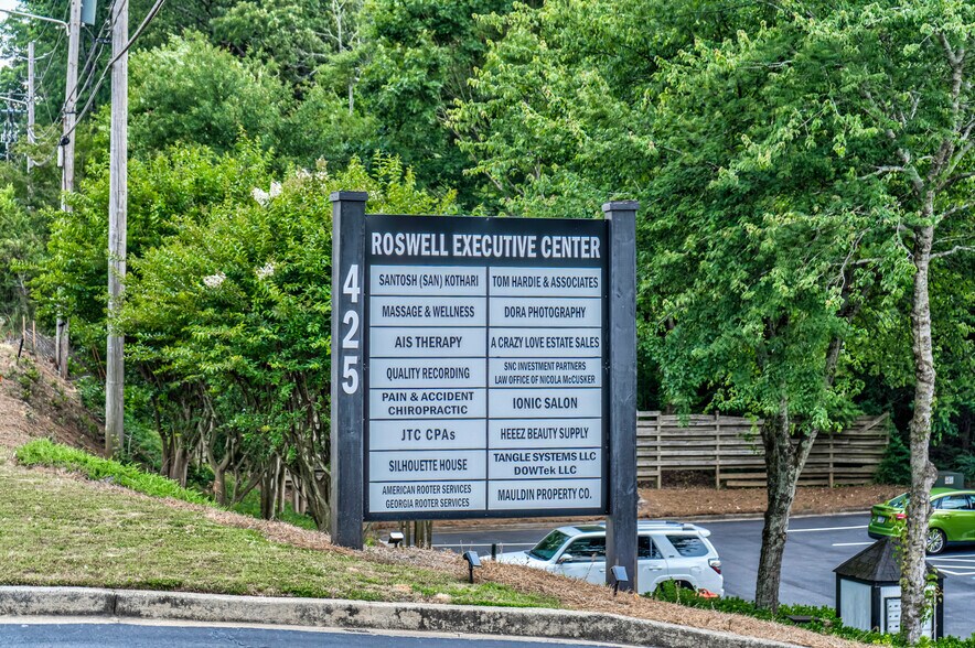 More Photos Of 425 E Crossville Rd, Roswell Office For Sale