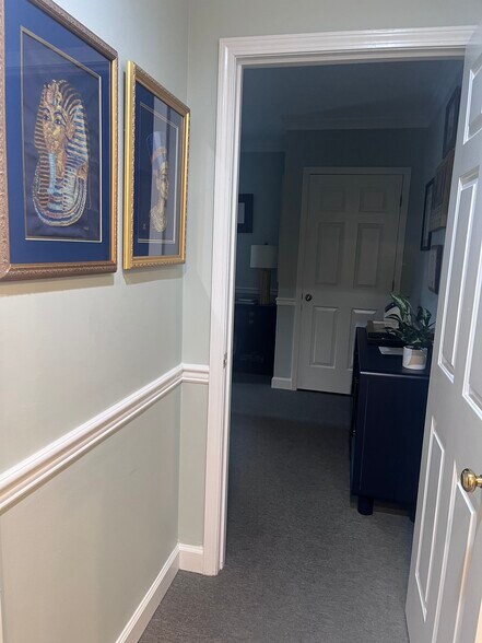 More Photos Of 1500 Richland St, Columbia Office For Lease