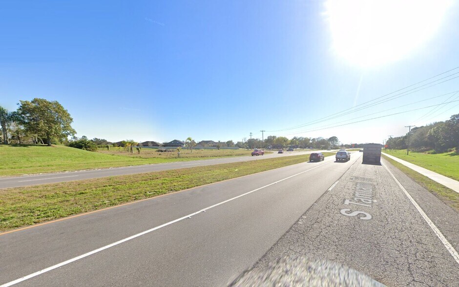 More Photos Of NEC US 41 & 12th NE st, Apollo Beach Land For Lease