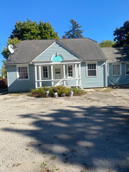 More Photos Of 5052 Reynolds Rd, Sturgeon Bay Flex For Sale