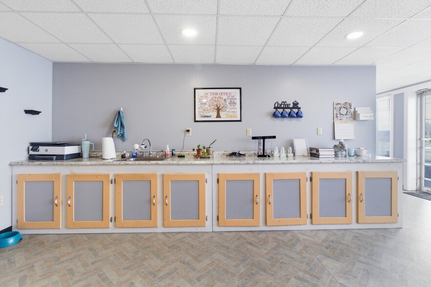 More Photos Of 1081 & 1083 Front St, Philipsburg Flex For Sale