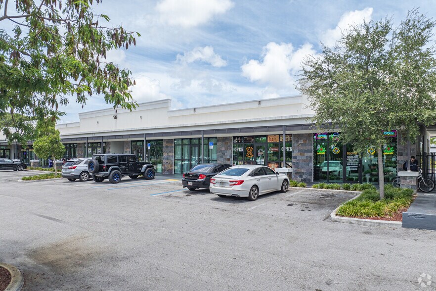 More Photos Of 101 SW 27th Ave, Fort Lauderdale General Retail For Lease