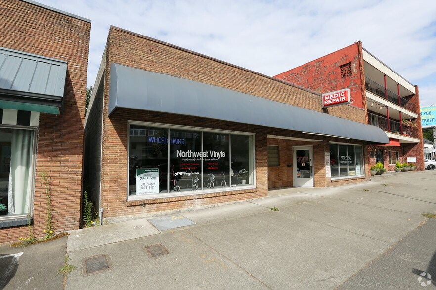 27222724 Rucker Ave, Everett, WA 98201 Storefront Retail Residential