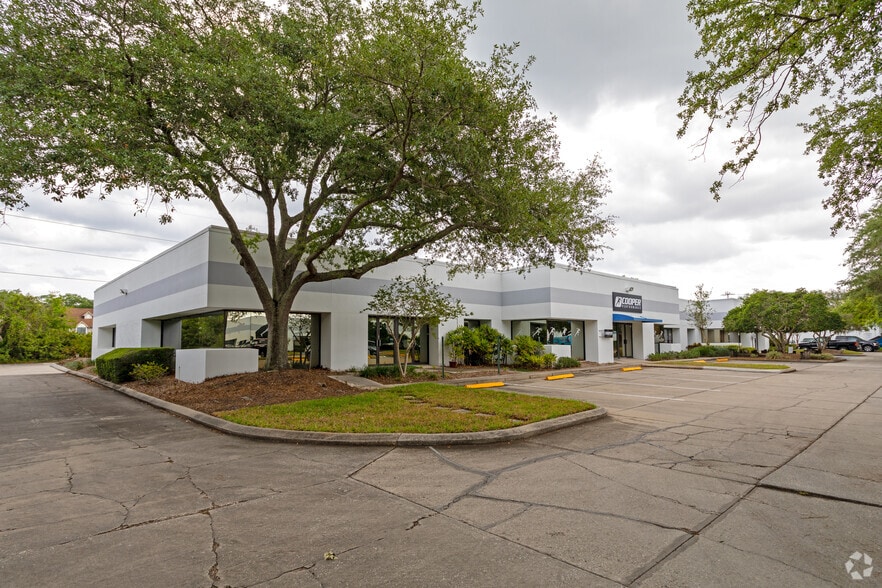 More Photos Of 4893 W Waters Ave, Tampa Unknown For Lease