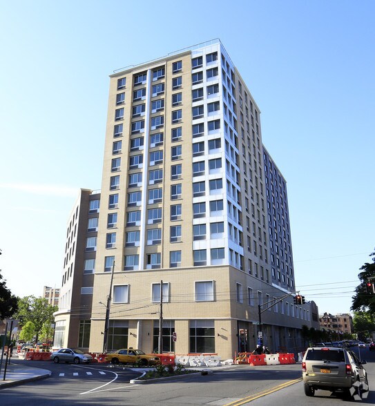 More Photos Of 203 Gramatan Ave, Mount Vernon Multifamily For Sale