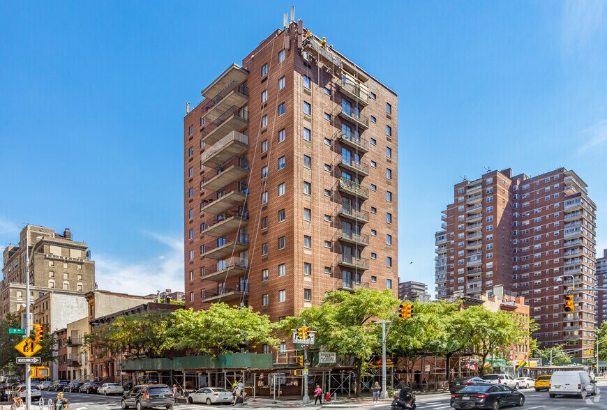 More Photos Of 342-350 Ninth Ave, New York Multifamily For Sale