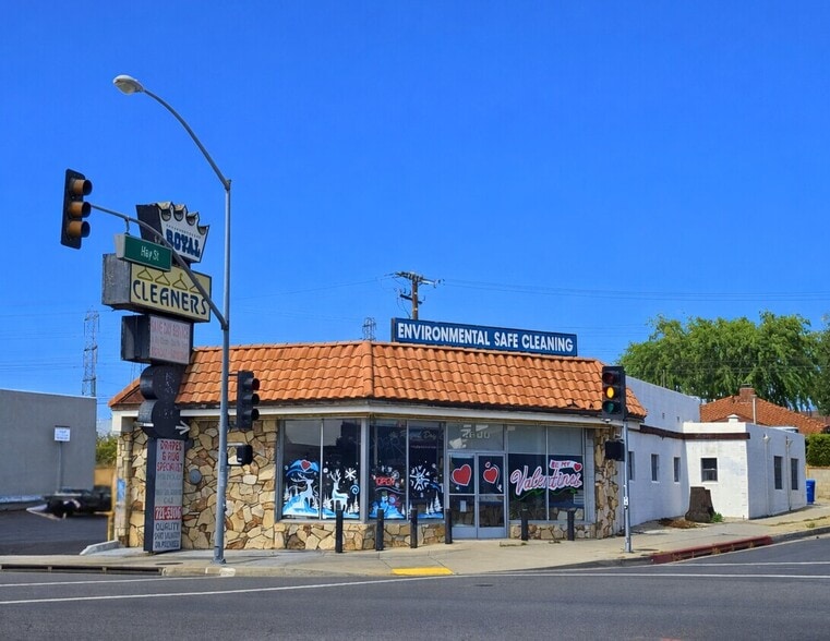 Primary Photo Of 2600 W Beverly Blvd, Montebello Freestanding For Lease