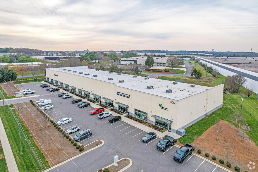 More Photos Of 15050 Choate Cir, Charlotte Light Manufacturing For Lease