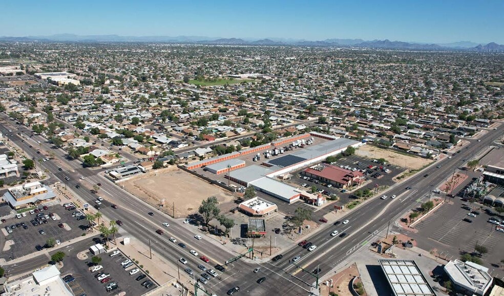 More Photos Of 7424 W McDowell Rd, Phoenix Convenience Store For Sale