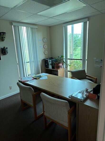 More Photos Of 4000 S 57th Ave, Lake Worth Unknown For Lease