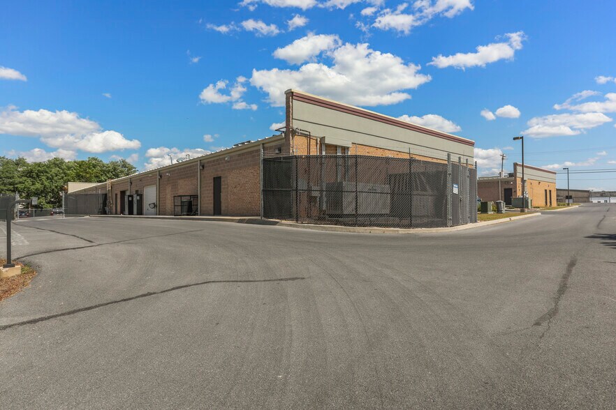 More Photos Of , Martinsburg Office For Sale