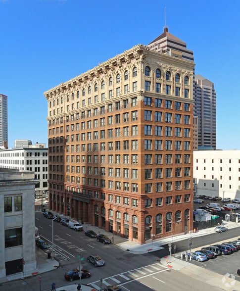 More Photos Of 8 E Long St, Columbus Apartments For Lease