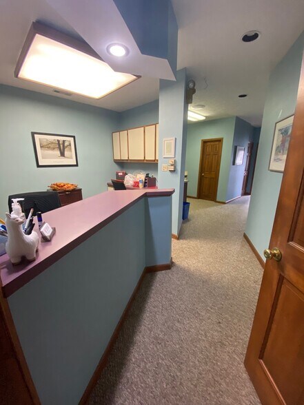 More Photos Of 2507 Mineral Springs Ave, Knoxville Office For Sale