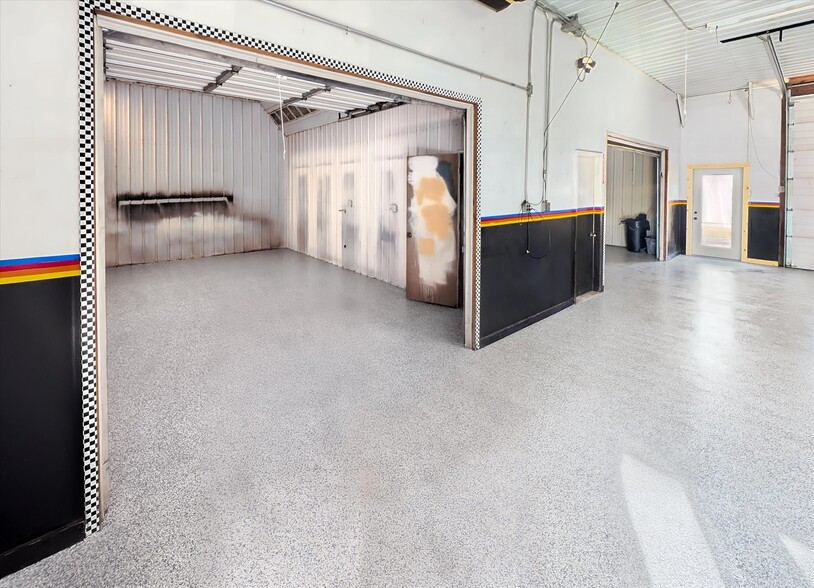 More Photos Of 110 FS Dr, Viroqua Auto Dealership For Sale