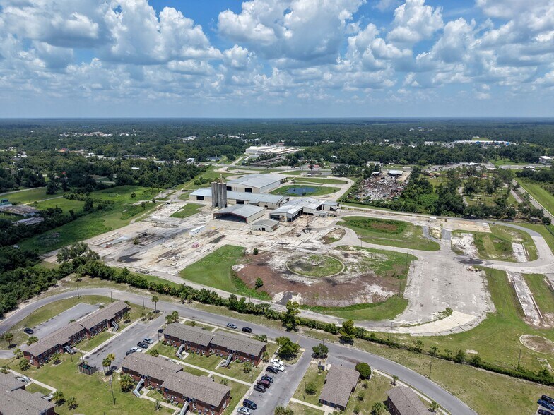 More Photos Of 1509 S Byron Butler Pky, Perry Manufacturing For Sale