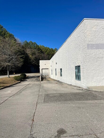 More Photos Of 6701 Crestwood Blvd, Birmingham Freestanding For Sale