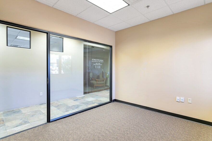 More Photos Of 10465 E Pinnacle Peak Pky, Scottsdale Medical For Lease