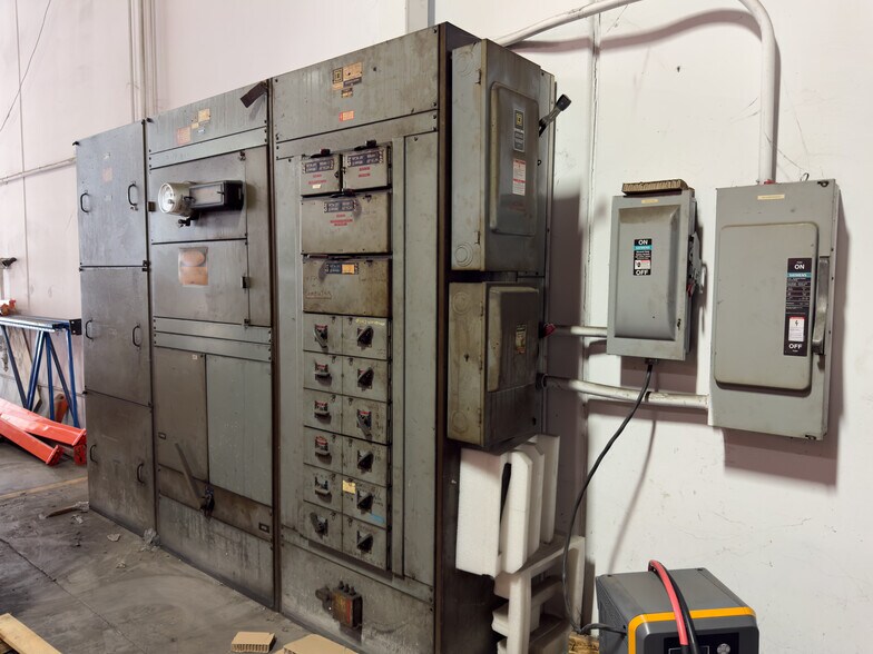 More Photos Of 14245 Lomitas Ave, City Of Industry Warehouse For Lease