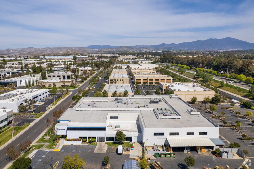 More Photos Of 16 Goodyear, Irvine Light Manufacturing For Lease