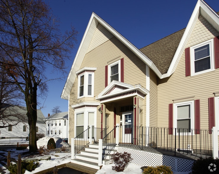 More Photos Of 170 Lowell St, Manchester Office For Lease